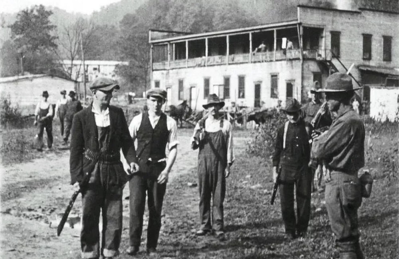 Крупнейшее восстание рабочих в США: вот какой была битва у горы Блэр