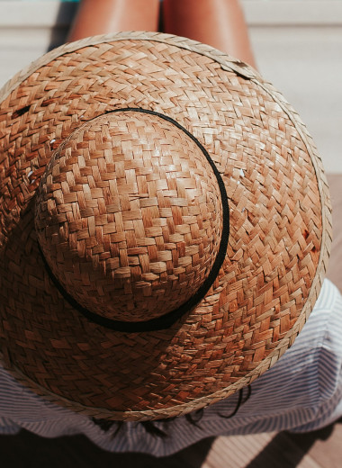Как вернуть форму намокшей соломенной шляпе в домашних условиях - это просто!