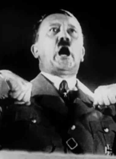 Микропенис и проблемы с яичками: чем на самом деле болел Гитлер
