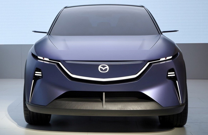 Ущипните меня: Mazda запатентовала 6-тактный двигатель, который сам для себя делает водород