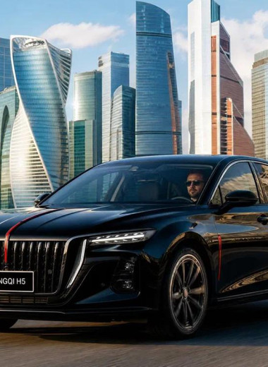 «Лучший краш-тест». Hongqi показала H5 и HS5 с пробегом до 270 тыс. км