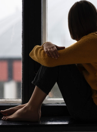 Все вокруг влюблены, а я один: как справляться с тревожностью и учиться проявлять любовь и заботу о себе