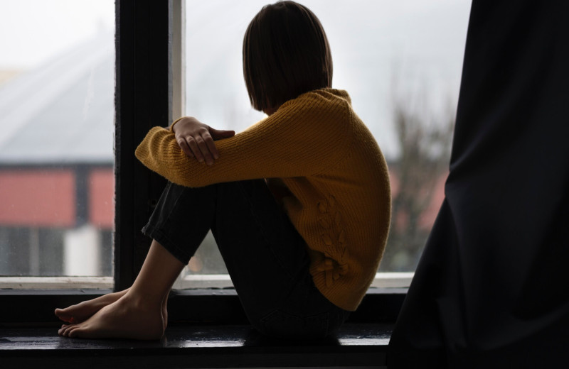 Все вокруг влюблены, а я один: как справляться с тревожностью и учиться проявлять любовь и заботу о себе