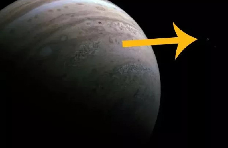 Зонд Juno прислал на Землю фантастические снимки Юпитера с любопытными деталями