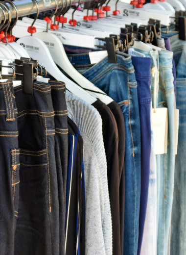 Как правильно стирать одежду из секонд-хенда: 7 важных правил