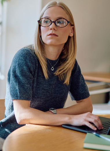 «Тревожный чемоданчик»: как фрилансеру прокачать рабочую рутину, чтобы не выгорать