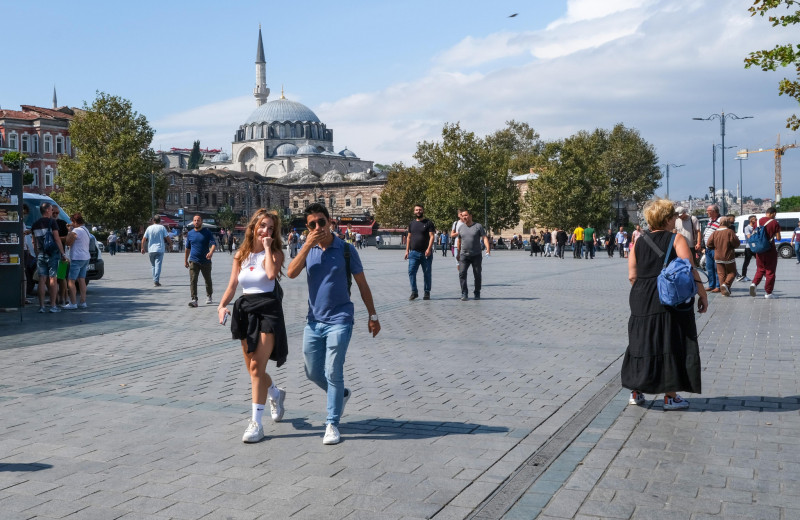 7 привычек, по которым в Турции безошибочно узнают туриста из России