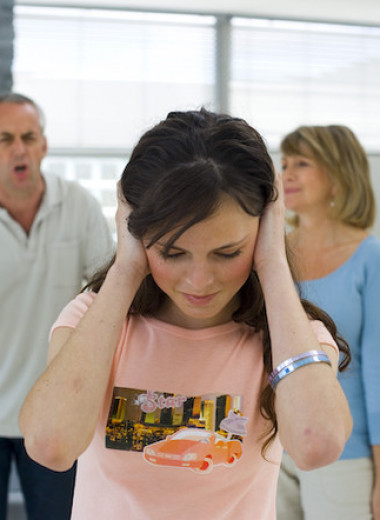 Моя терапия: я стала «трудным подростком», спасая родителей от развода