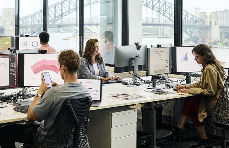 «Шрекинг» вместо амбиций: как страх и нестабильность меняют карьерные стратегии