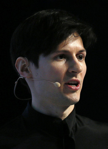 «Дуров пытался создать образ мачо»: что стало известно о создателе Telegram из нового документального фильма