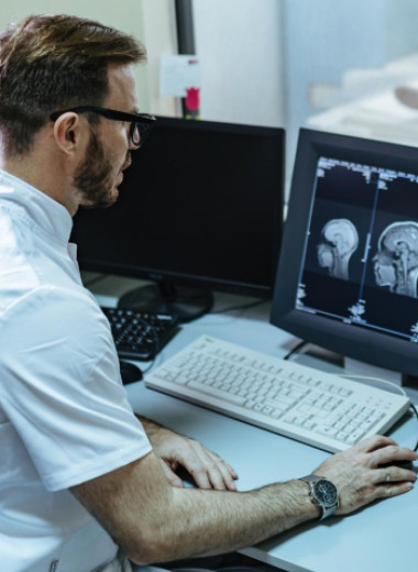 Что такое МРТ и КТ с контрастом и без, и чем различаются виды томографии?