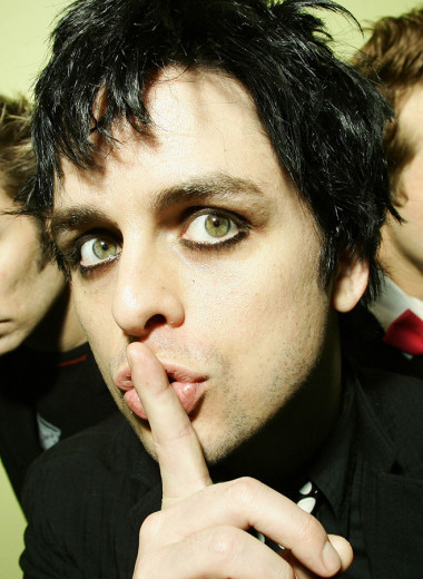 Green Day остаются молодыми: как новый альбом группы возвращает их музыку к панк-року