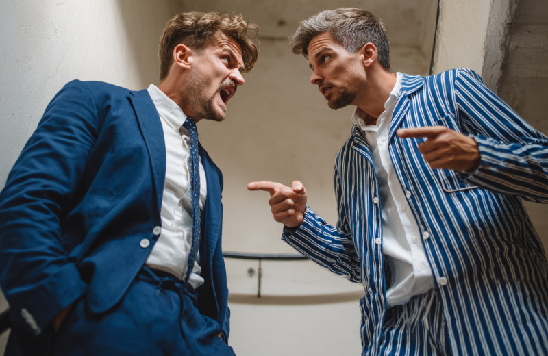 Как победить в споре, даже не начав его: метод 9 секунд и секретные фразы от адвоката