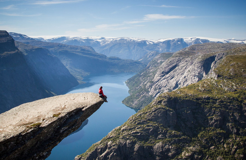 Норвежский ключ к счастливой жизни: почему человеку важно соединяться с природой