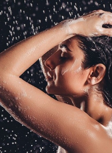 Спорный вопрос: можно ли мыть волосы холодной водой