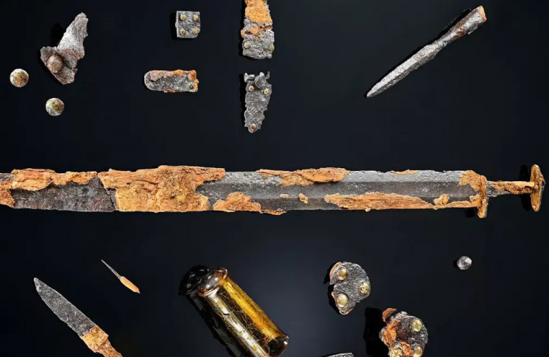 Керамика, мечи и украшения: в Германии найдены богатые могилы каменного века и раннего Средневековья