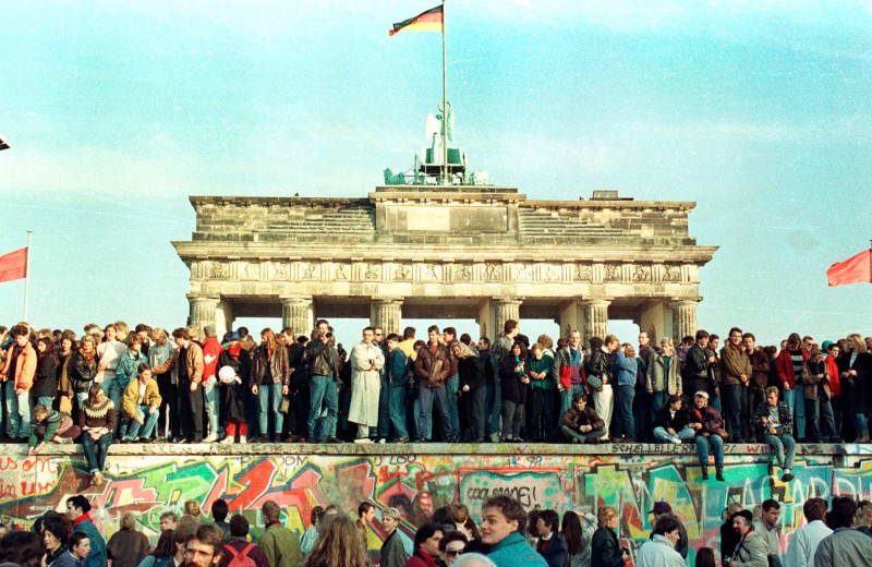 Конец конца истории: через 30 лет после падения Берлинской стены мир развернулся в обратном направлении
