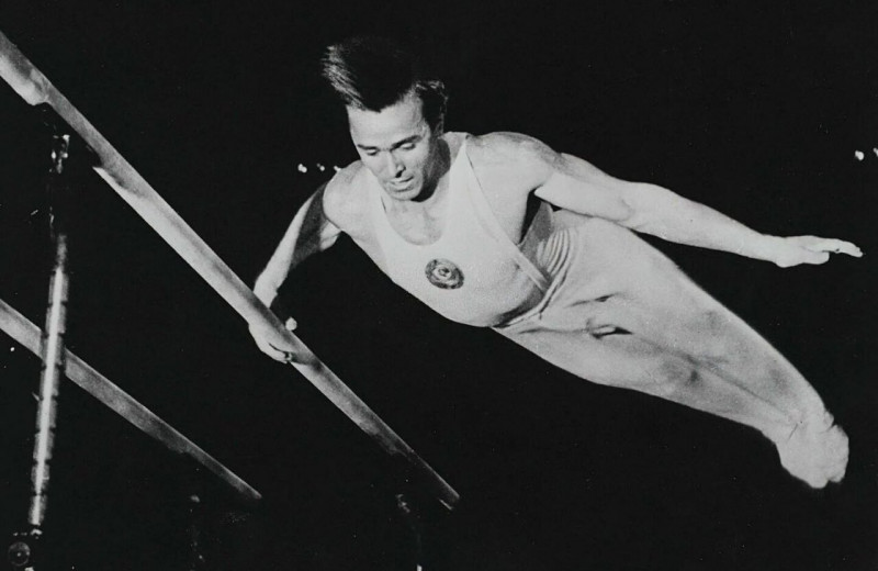 История гимнаста Виктора Чукарина, который прошел через 17 концлагерей, а после войны завоевал 7 олимпийских медалей