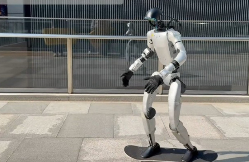 Андроид Unitree G1 научился кататься на скейтборде