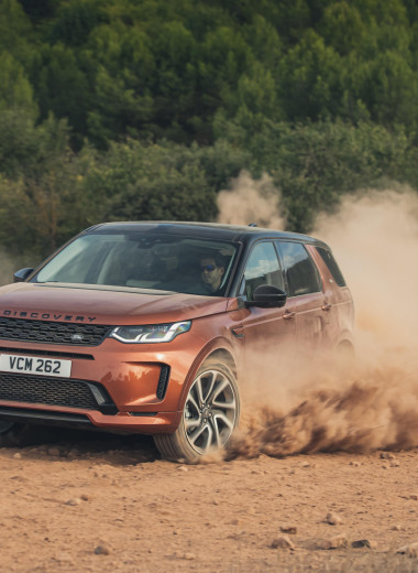 Шесть удивительных фактов об автомобилях Land Rover