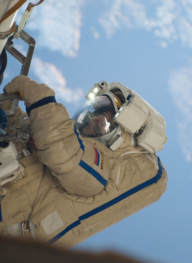 Российский космонавт провел в космосе более 878 дней, установив новый мировой рекорд по времени