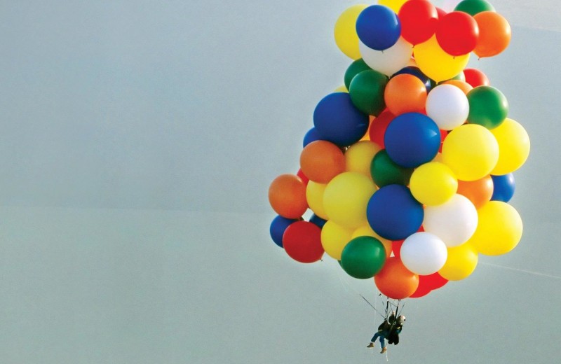 Технология безумства: полет на тысяче воздушных шариков