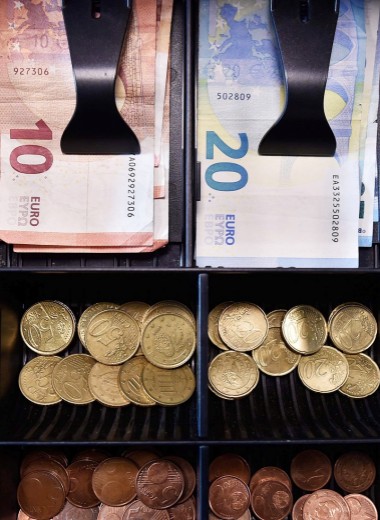 Закат евро. Какая судьба ждет единую европейскую валюту
