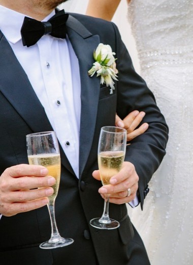 9 вопросов, которые ты никогда не должен задавать молодоженам перед свадьбой