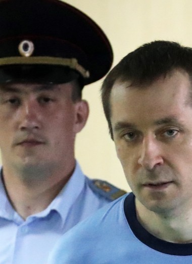 Суд приговорил полковника Захарченко к 13 годам лишения свободы