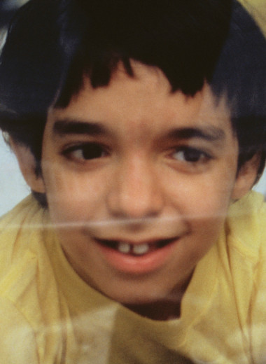 Жил в пузыре, умер от рака: трагическая история мальчика без иммунитета