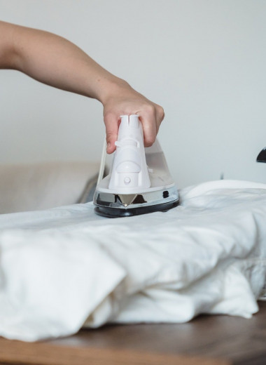 Почему не нужно гладить постельное белье: 3 элементарные причины