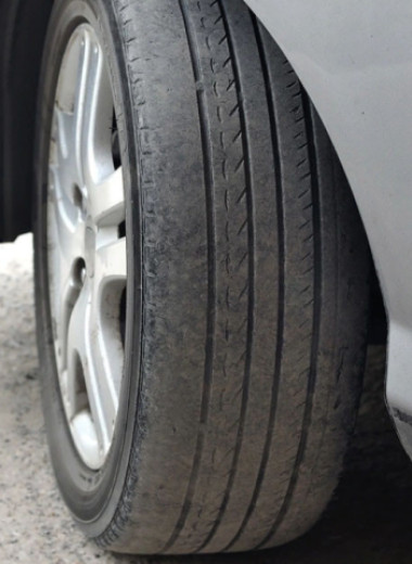 Износ резины: виды, причины и способы его определить