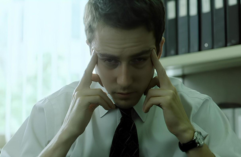 Новое исследование: почему почти все люди чувствуют усталость в 14:06?