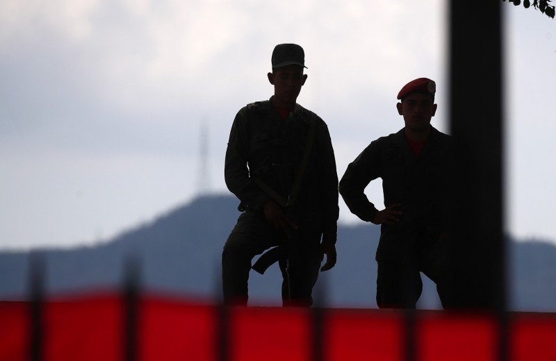 Удар по Мадуро. WSJ узнала об отзыве консультантов «Ростеха» из Венесуэлы