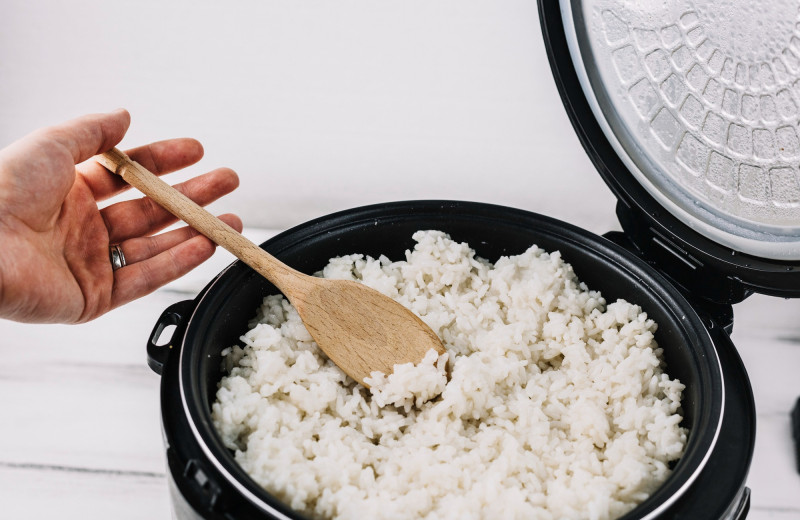 Рассыпчатый и мягкий: как правильно варить рис