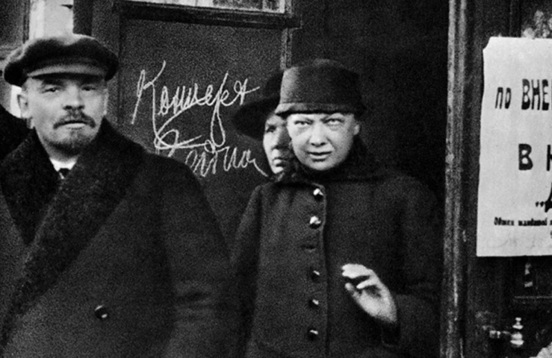 Любовный треугольник Ленина: как неприметная Крупская увела Ильича у красотки Якубовой