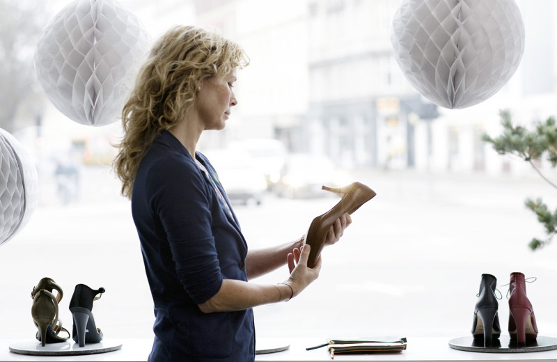 Как женщины с большим размером ноги сталкиваются со стигмой и проблемами со здоровьем