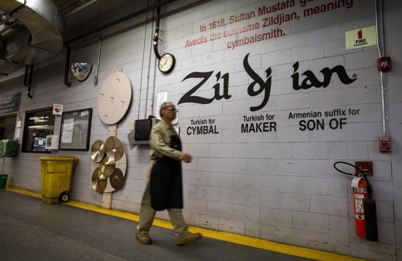 Из Константинополя в США: история производителя ударных тарелок Zildjian длиной 400 лет