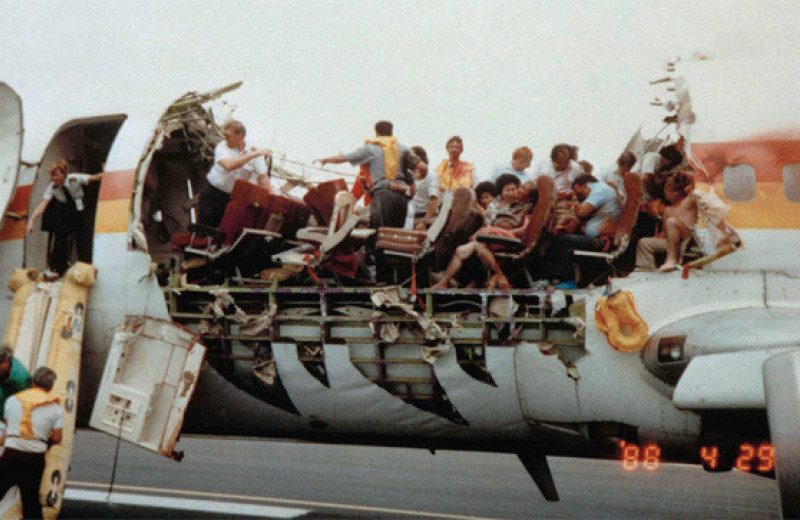 10 самых невероятных авиакатастроф в истории