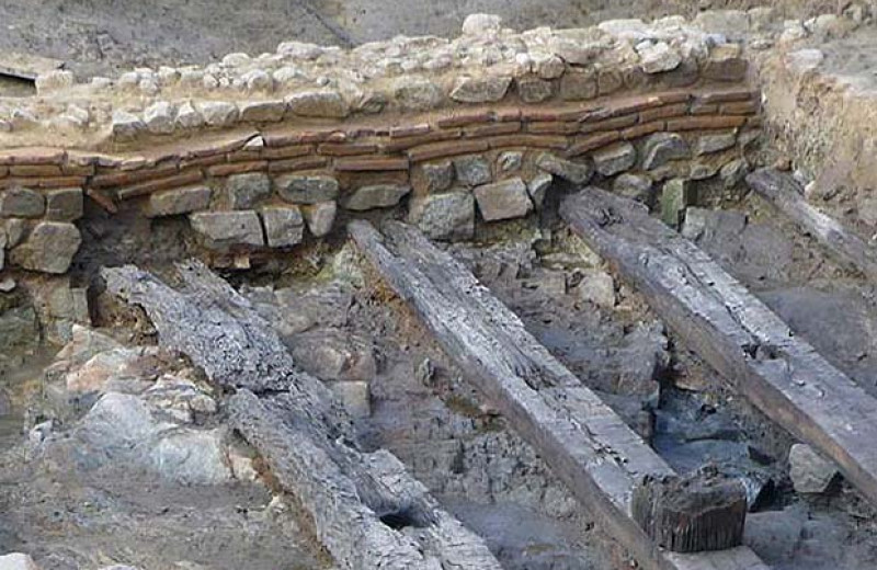 Во Франции обнаружили хорошо сохранившиеся остатки гавани крупного галло-римского города