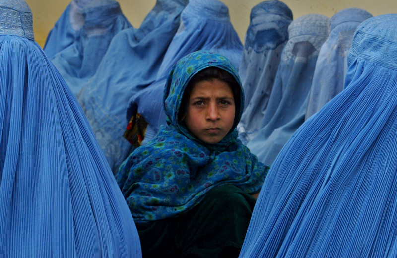Страх и отчаяние: как живут разведенные афганки и что ждет их теперь