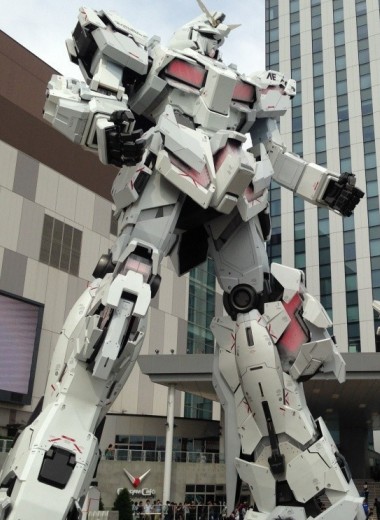Почему японцы так любят гигантских роботов