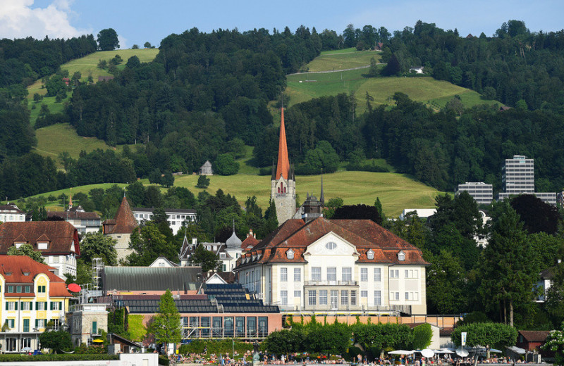 Инвестировать в Альпы: почему швейцарские бизнесмены вкладываются в недвижимость