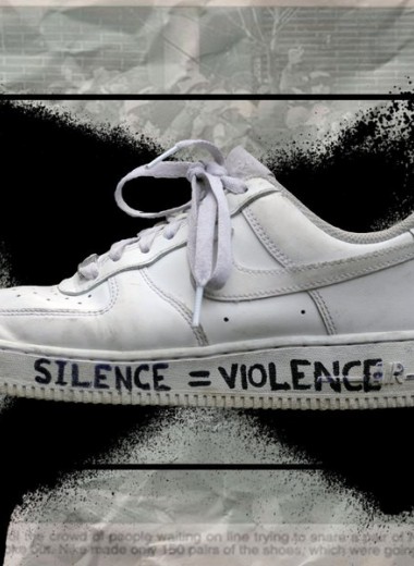Обувь протеста: как кроссовки стали важной частью акций против расизма в США (и целью мародеров)