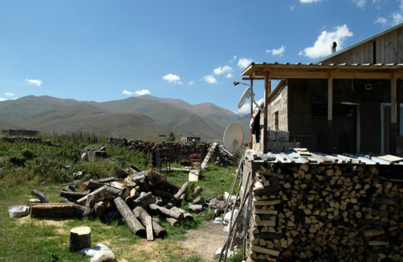 Чужие среди чужих. Истории жителей карабахских деревень, которые отошли Азербайджану