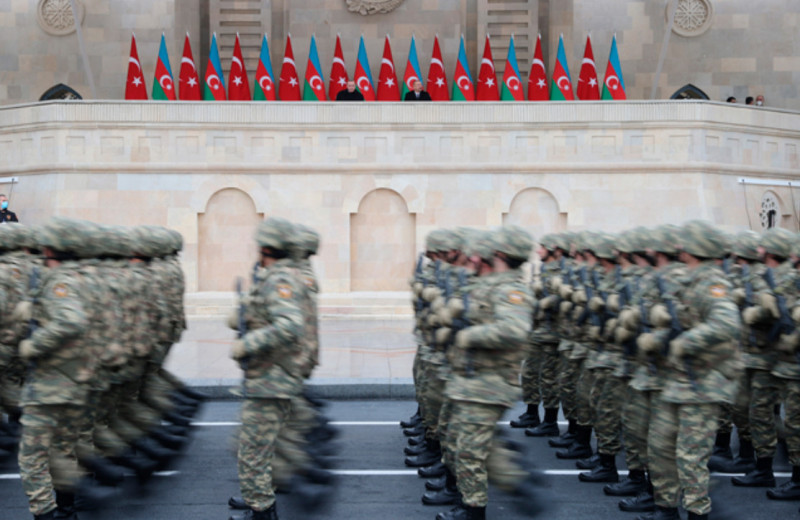 Какие выводы должны сделать Армения и Россия из парада победы в Баку