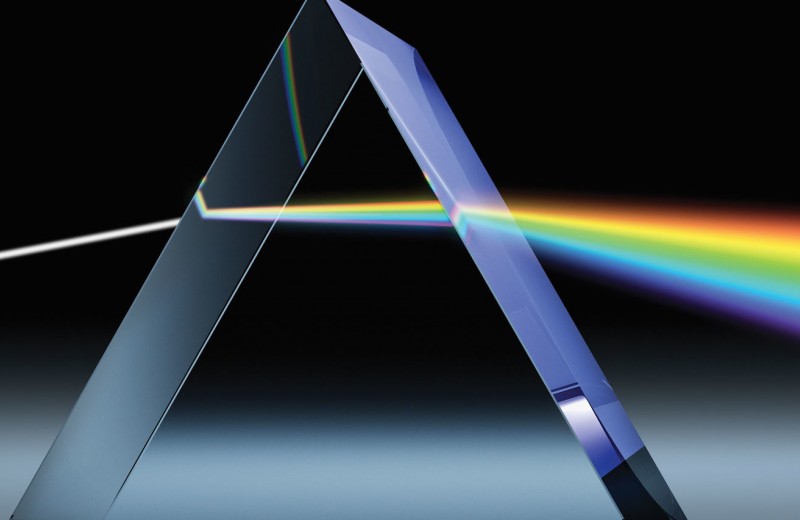 Физики пропустили свет через самый тонкий в мире кристалл-полупроводник