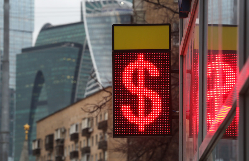 Валютные скрепы: почему Россию сложно отключить от доллара