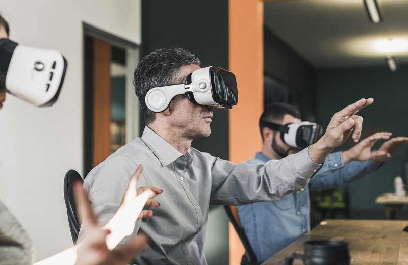 Профессиональная переподготовка: как AR и VR могут решить проблему нехватки кадров