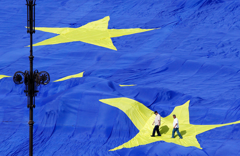 Эксперты оценили влияние новых санкций ЕС на международные платежи